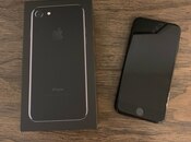 Apple iPhone 7 Jet Black 32GB