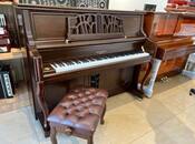 "WAGNER" piano