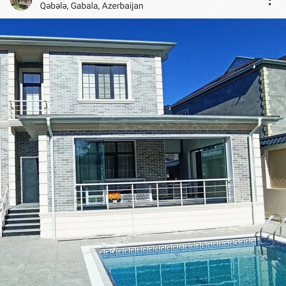 Cam balkon