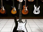 Elektro gitara